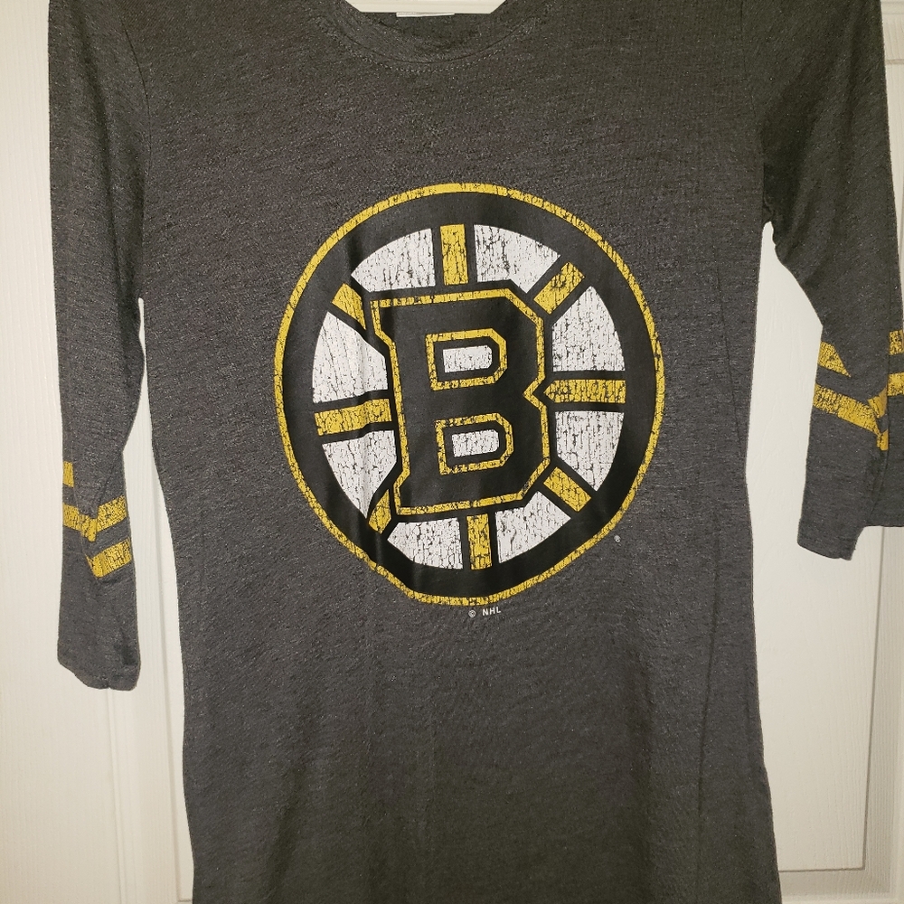 Boston Bruins shirt